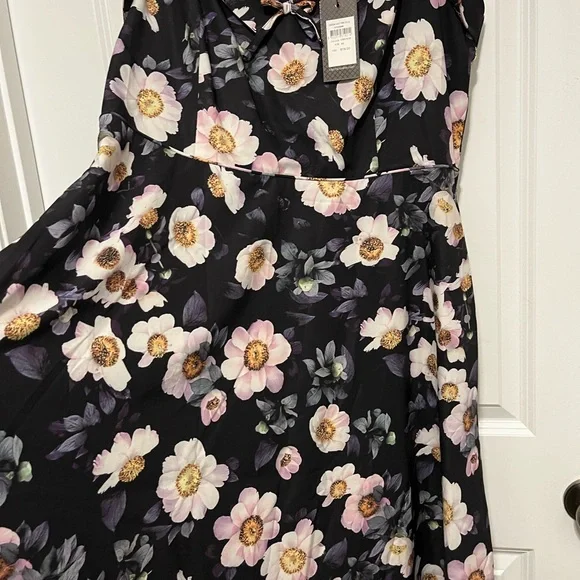 City chic Daytime Diva Dress … Size XS. …New with tag - Picture 8 of 10